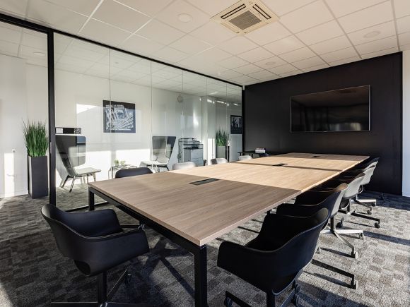 Comment bien choisir une table professionnelle